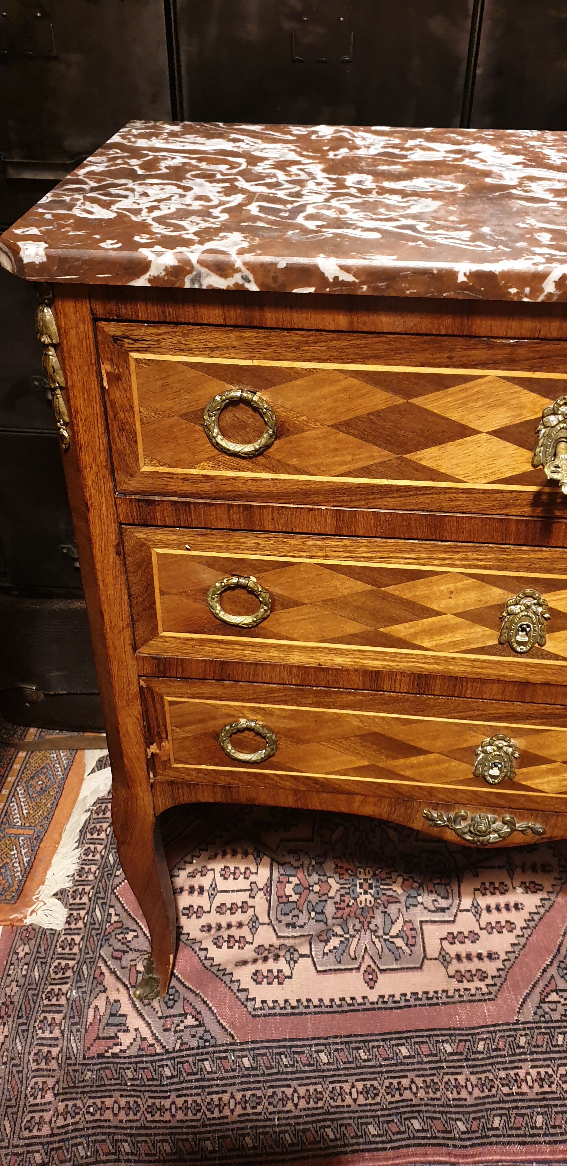 Chest of drawers 3 drawers Louis XV