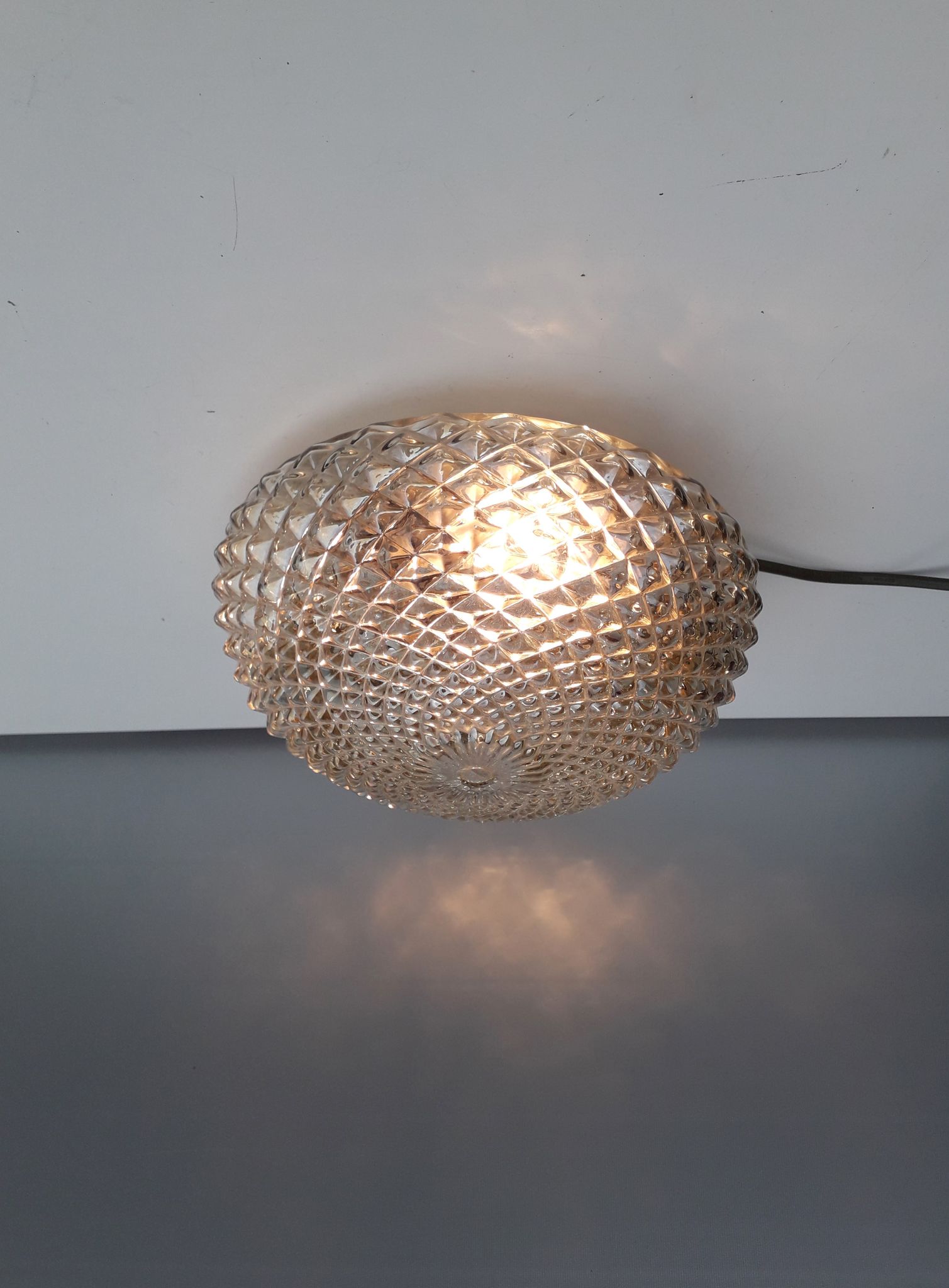 Vintage ceiling lamp / wall lamp - molded glass diamond tips - 1970