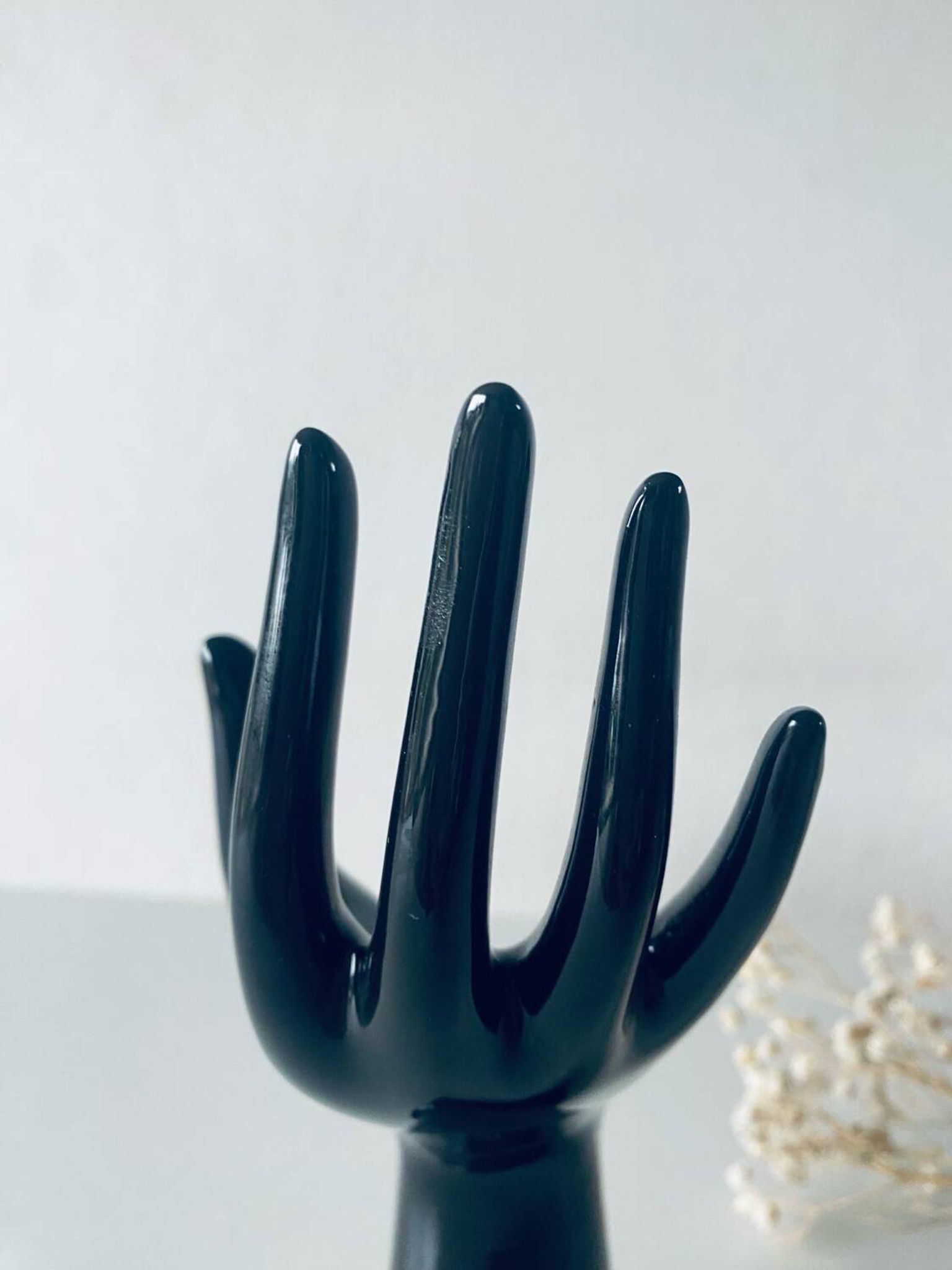 Handmade ceramic vase and jewelry holder