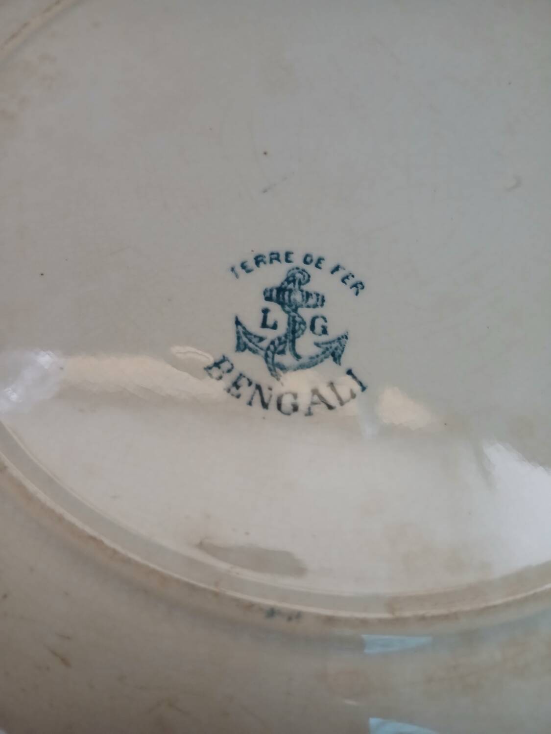 Small antique ironstone dish by Léon Graves