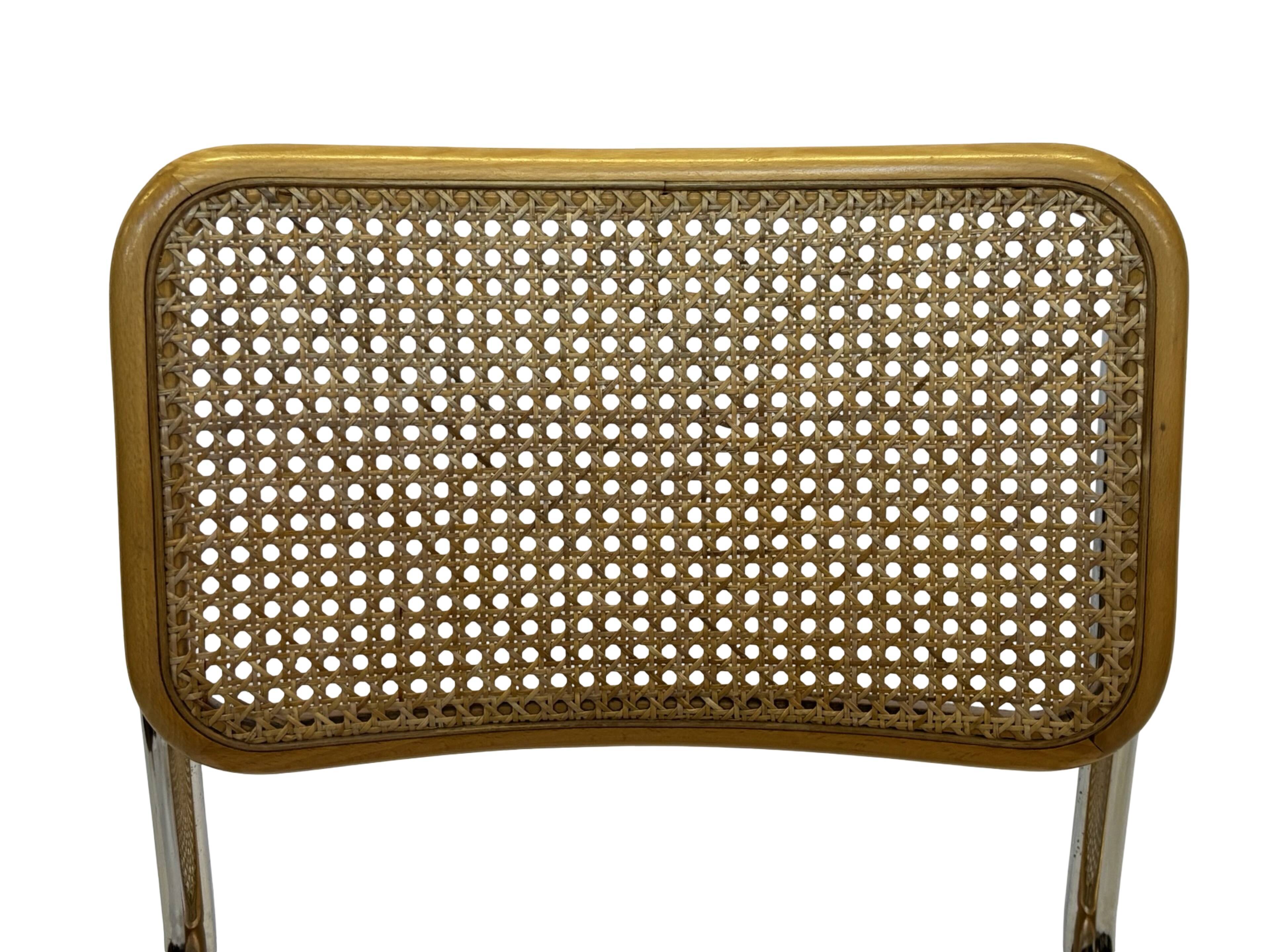 Ensemble de 4 chaises Cesca B32 conçues par Marcel Breuer design fabriqué en Italie