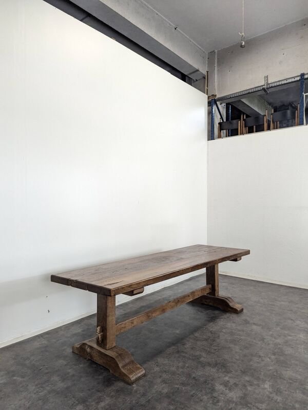 Table monastère de chêne massif
