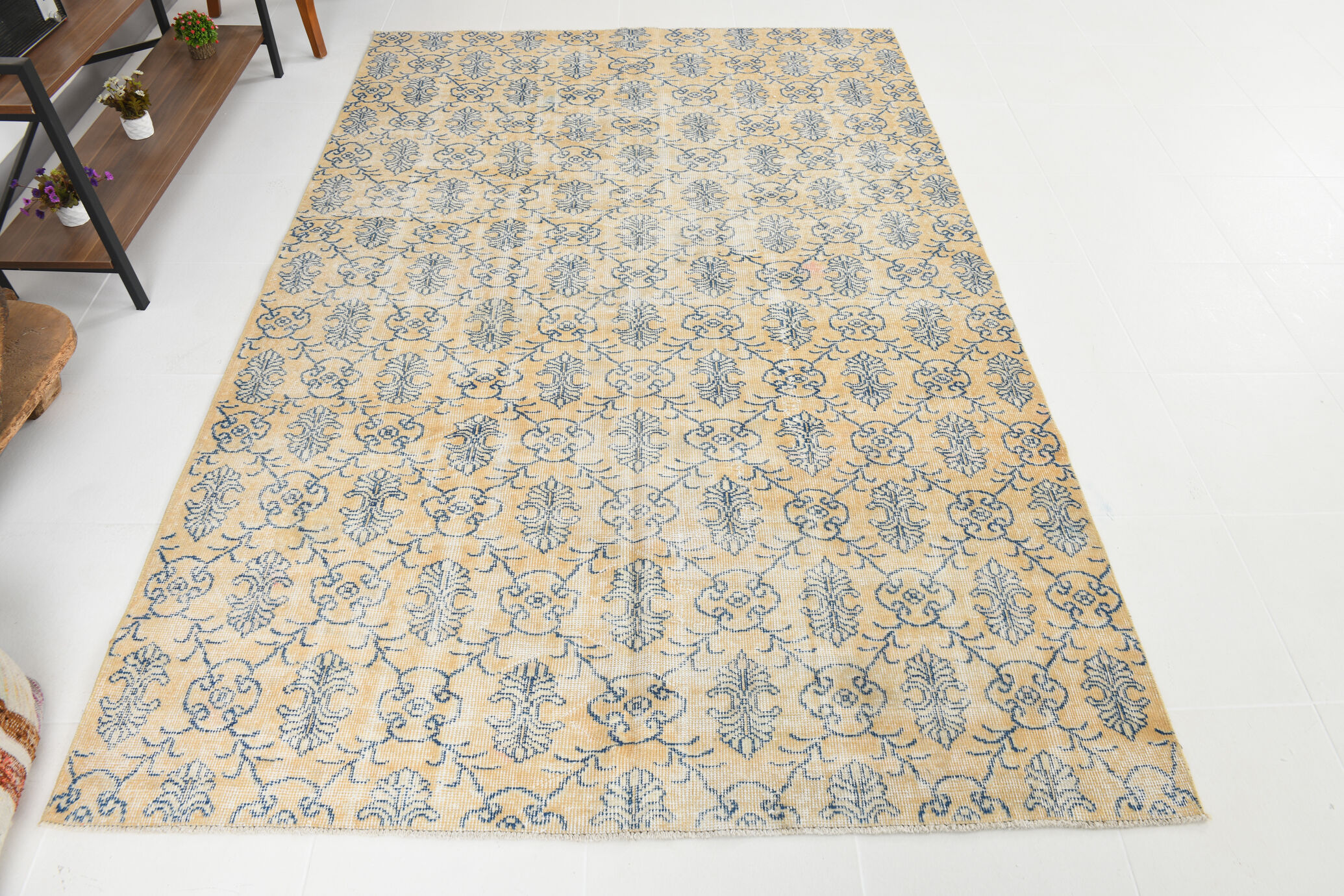 Plants & floral vintage area rug 269x178cm