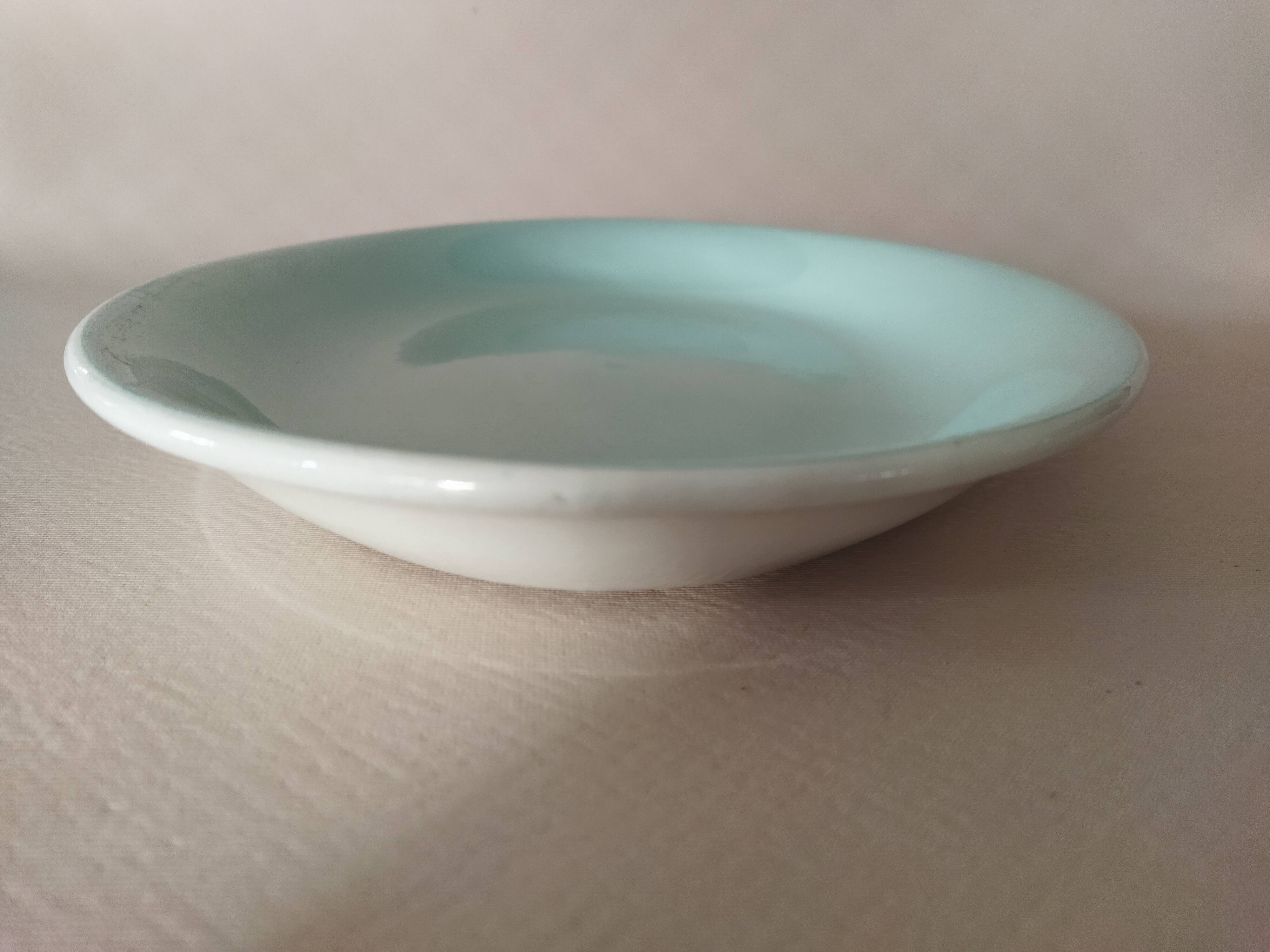 Semi-porcelain dish Céranord celadon green