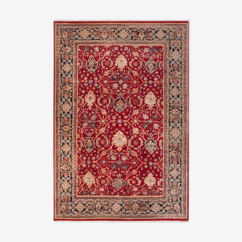 Red oriental carpet 160x240 cm