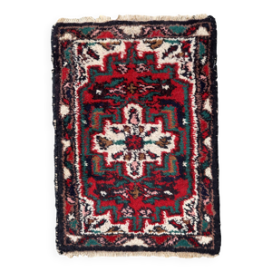 Tapis vintage fait main