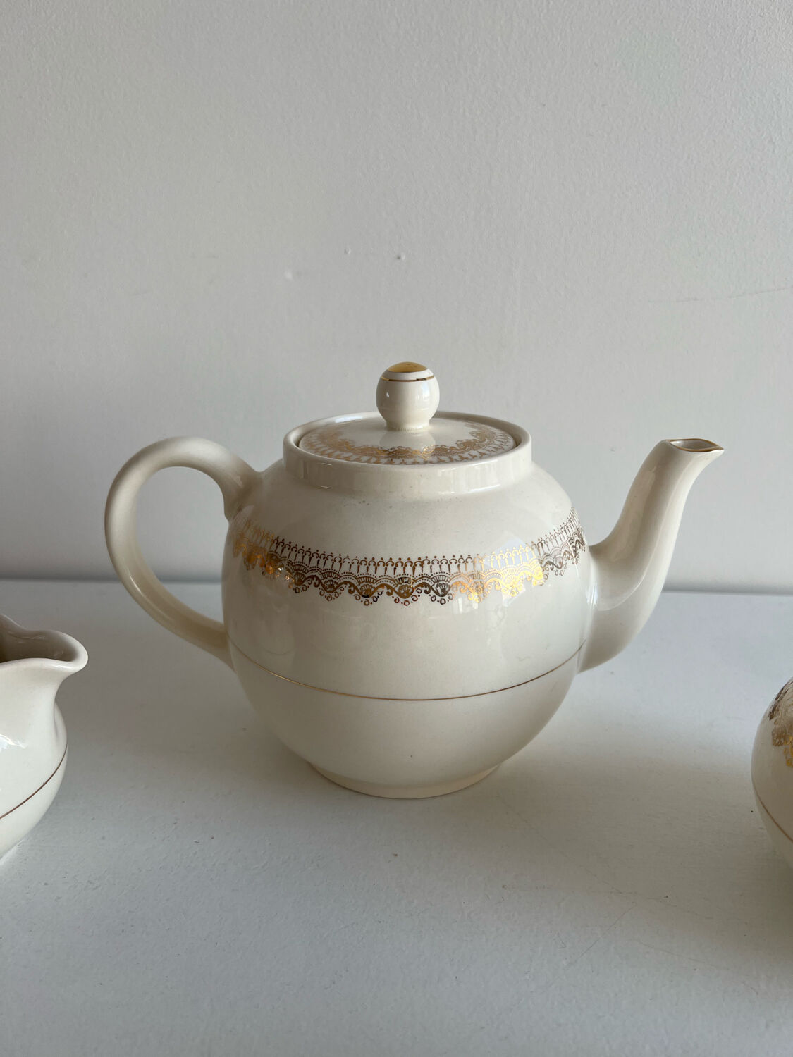 Villeroy and Boch tea set