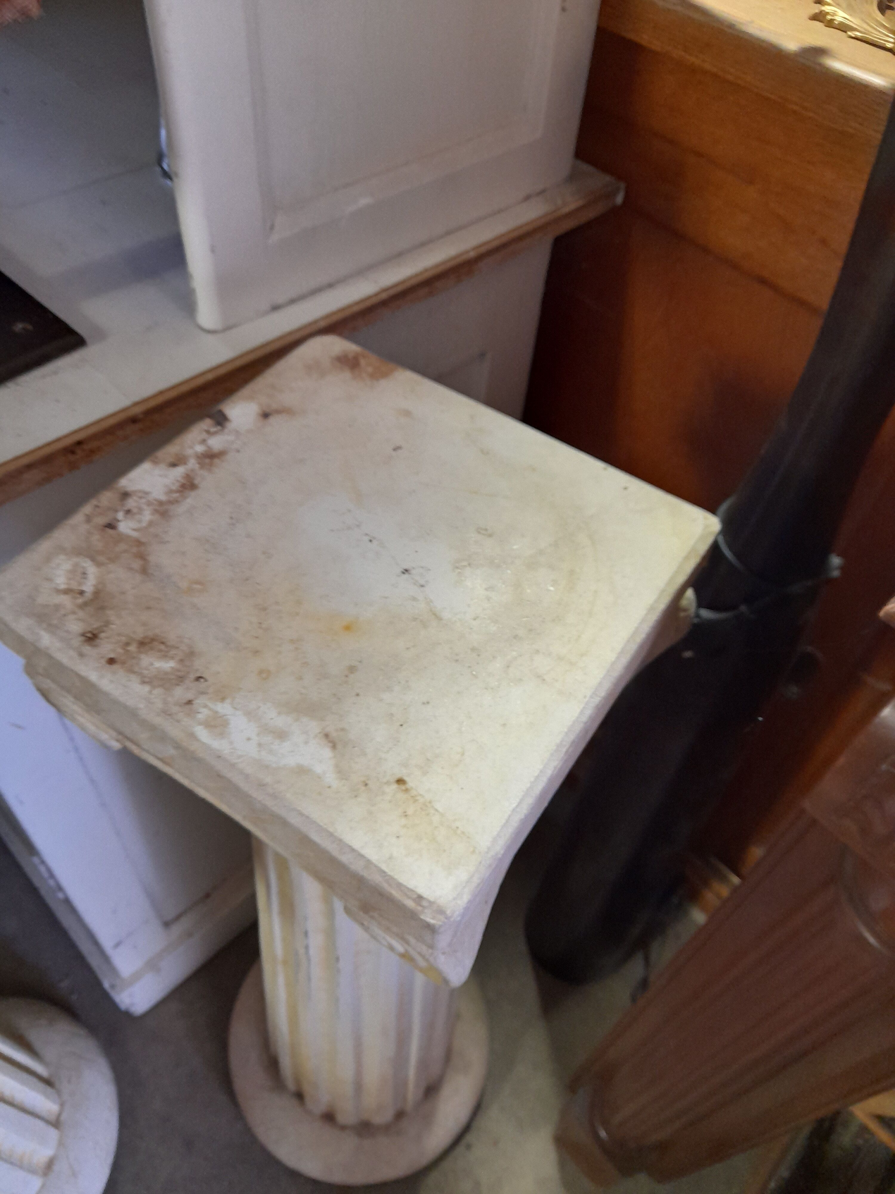 Paire de colonnes selettes en béton