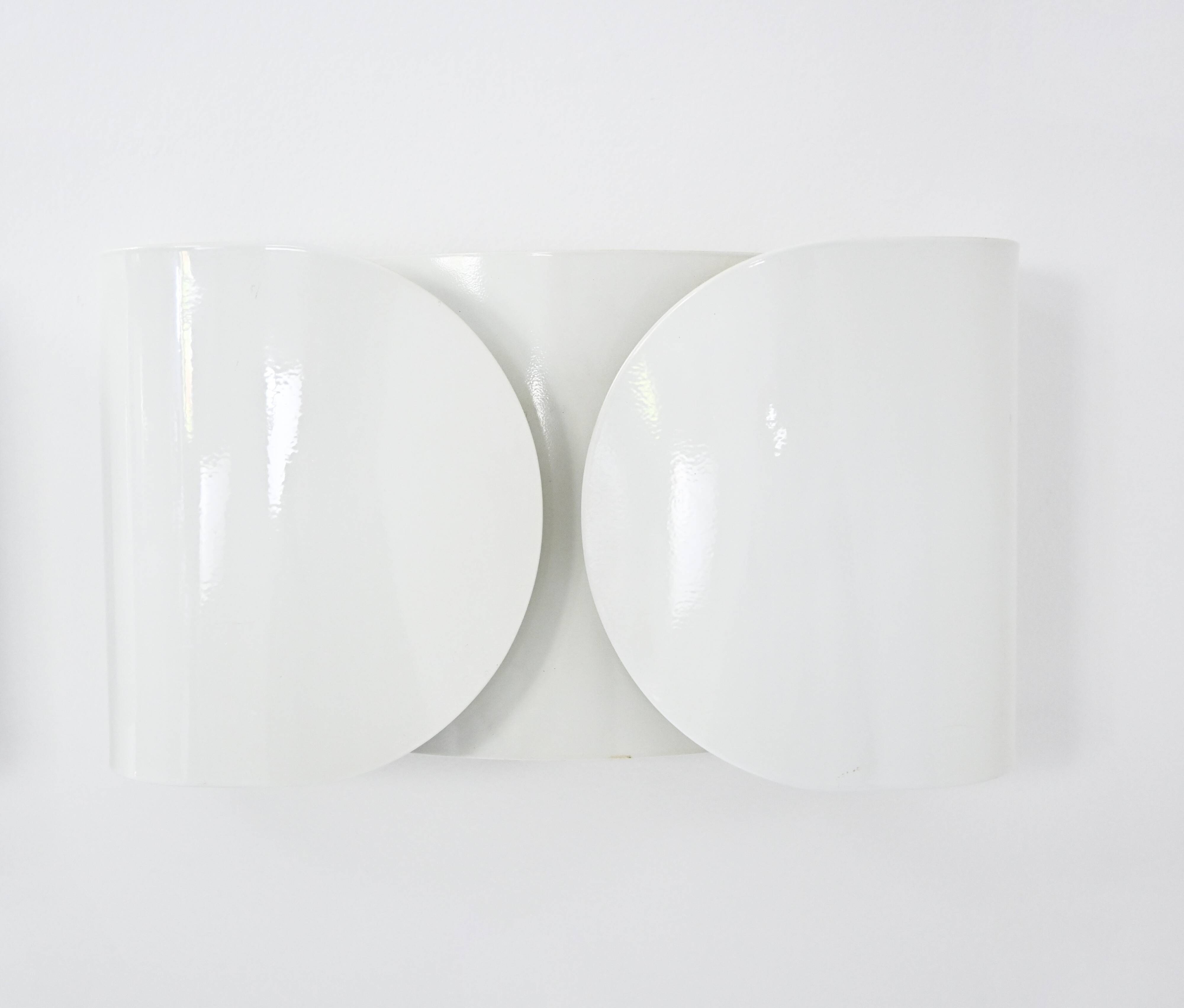 White "Foglio" wall lights by Tobia & Afra Scarpa for Flos, 1960s.