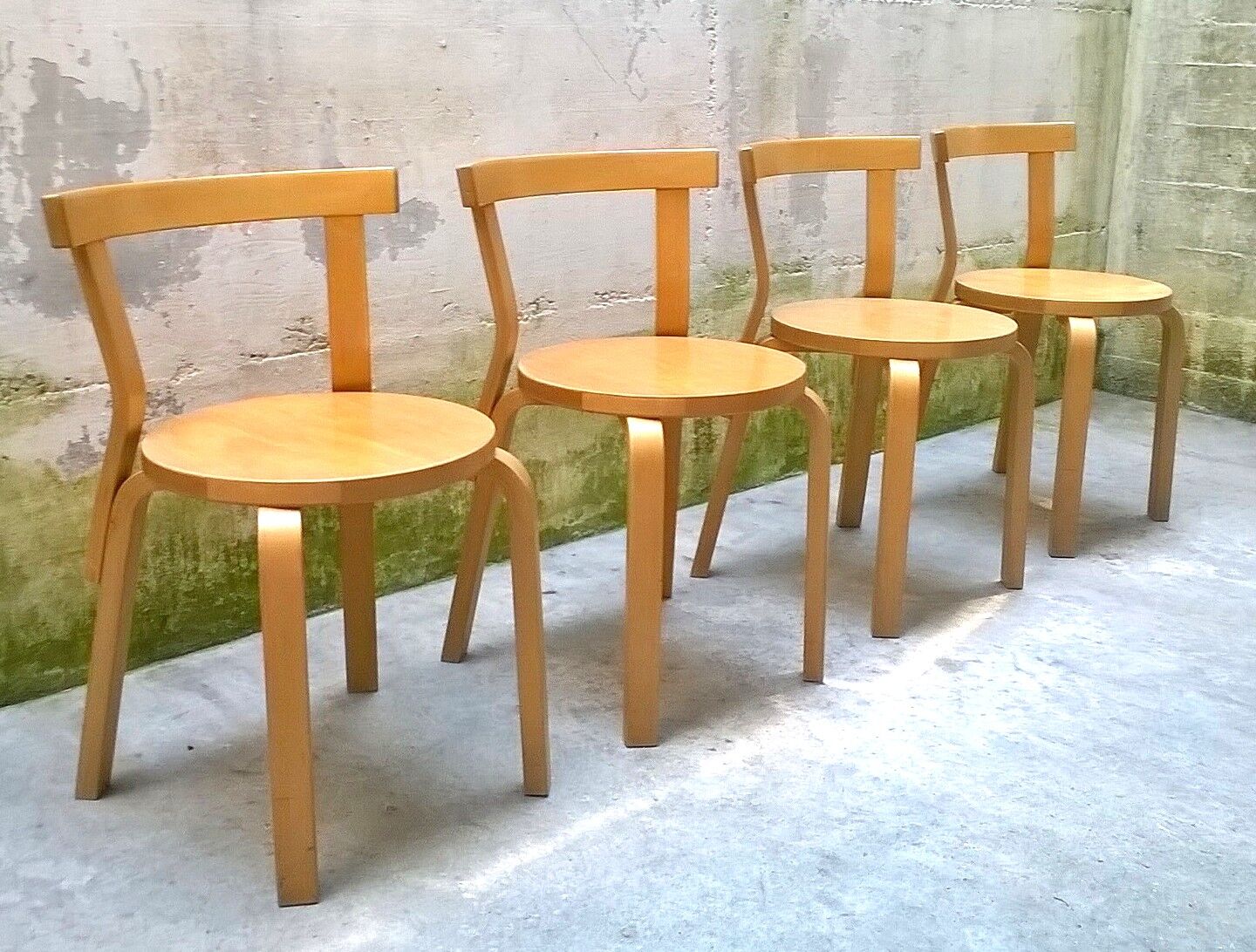 Chairs by Alvar Aalto for Artek, 1970