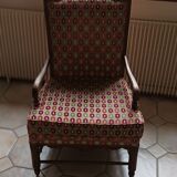 Pair of bergère armchairs with cushioned seat