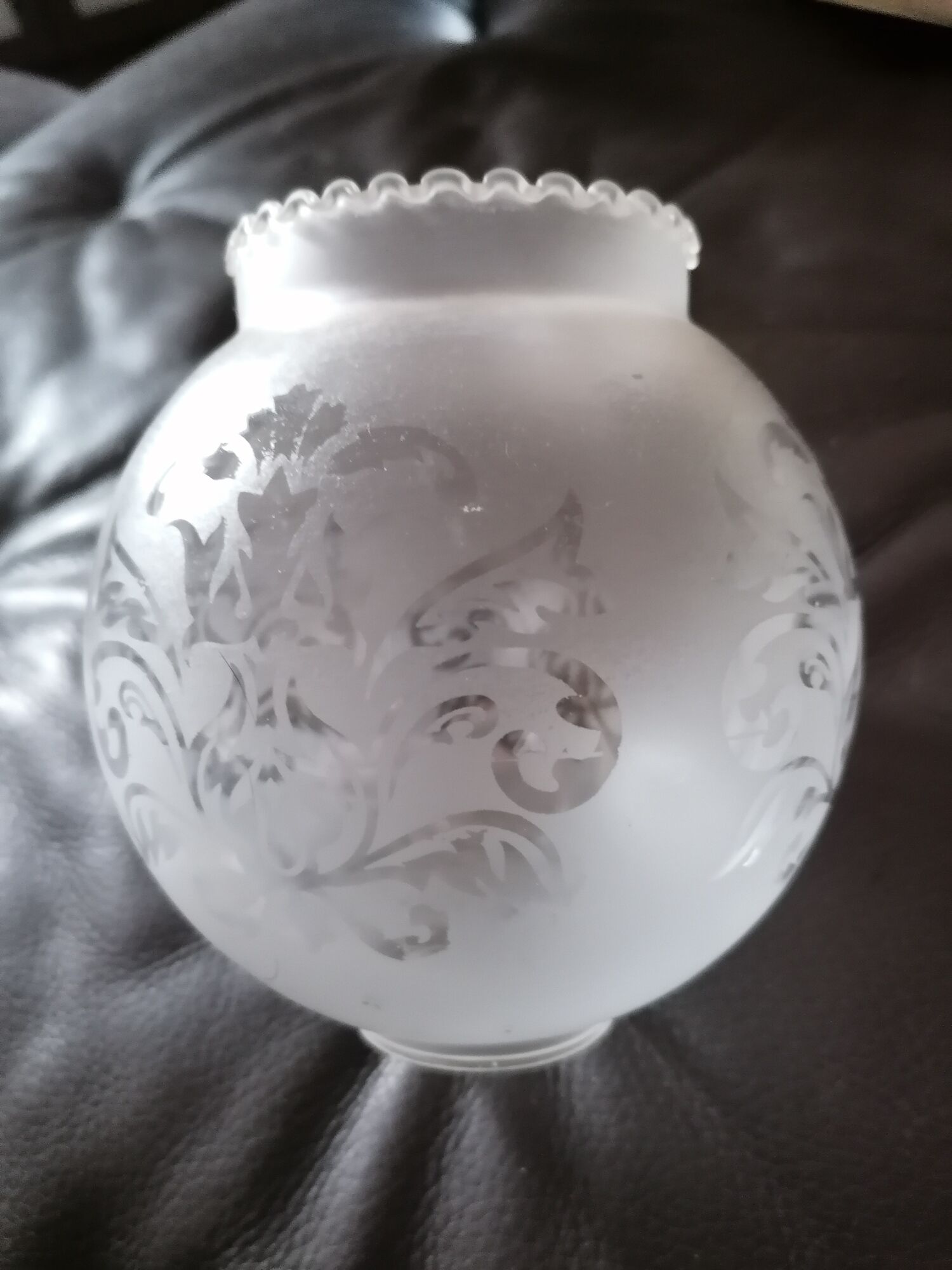Globe tulip lampshade frosted engraved glass