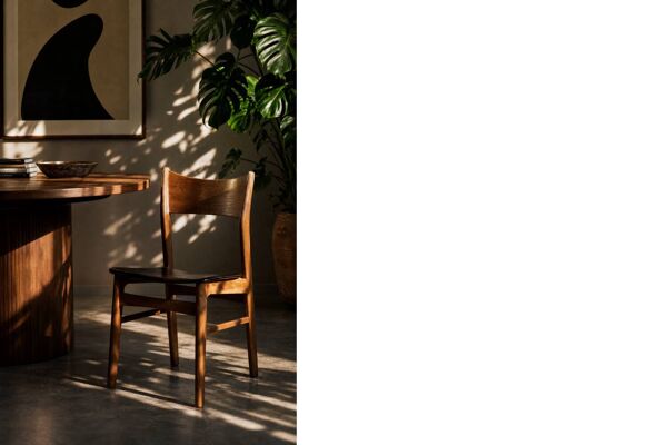 Ensemble de 4 chaises de salle à manger vintage mi-siècle danoise modernes en hêtre et teck.