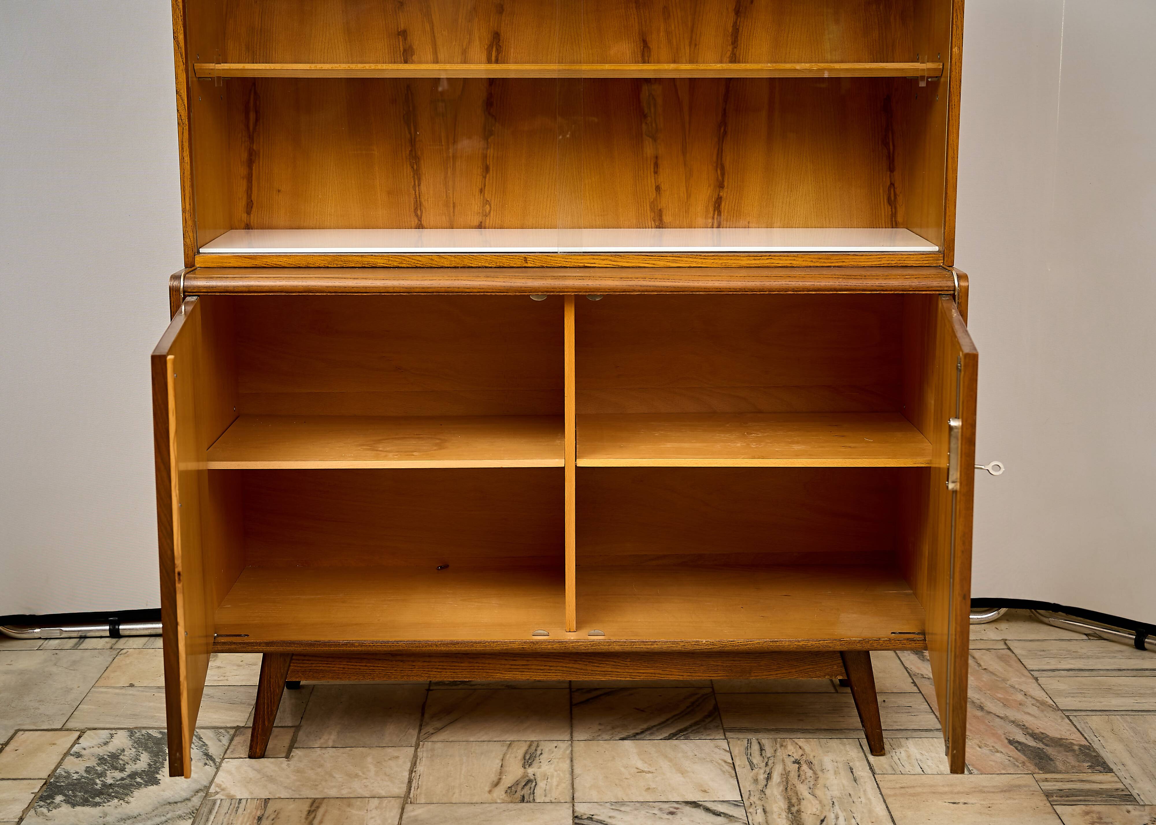 Meuble Vintage conçu par Hubert Nepožitek & Bohumil Landsman pour Jitona