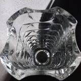Clear glass vase