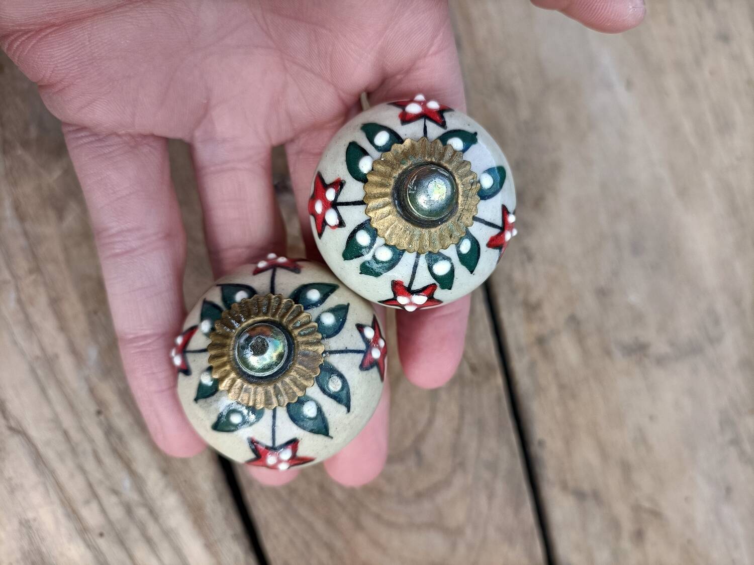 Retro door knobs in genuine sandstone
