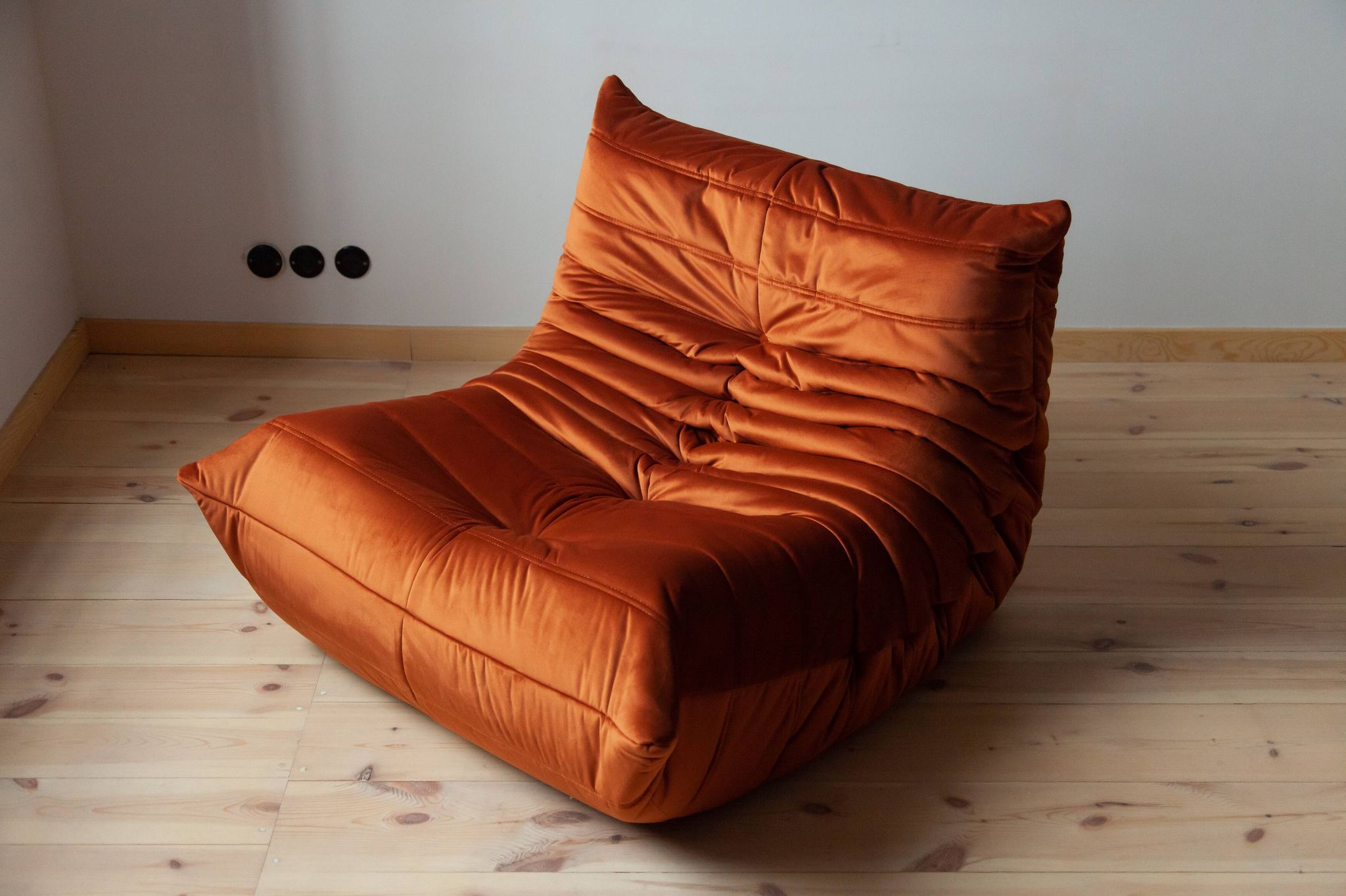 Togo armchair and footstool model designed by Michel Ducaroy 1973