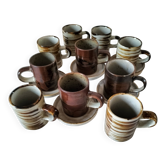 Set of rustic stoneware with 10 cups and 5 saucers from the 1970s.