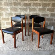 Chaises scandinave vintage en teck et simili cuir noir (x4)
