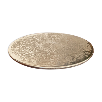 Silvered metal table mat