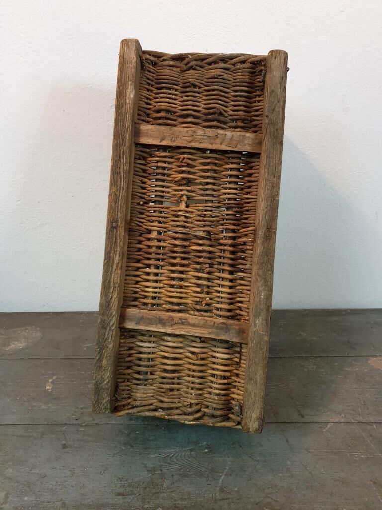 Bakery basket