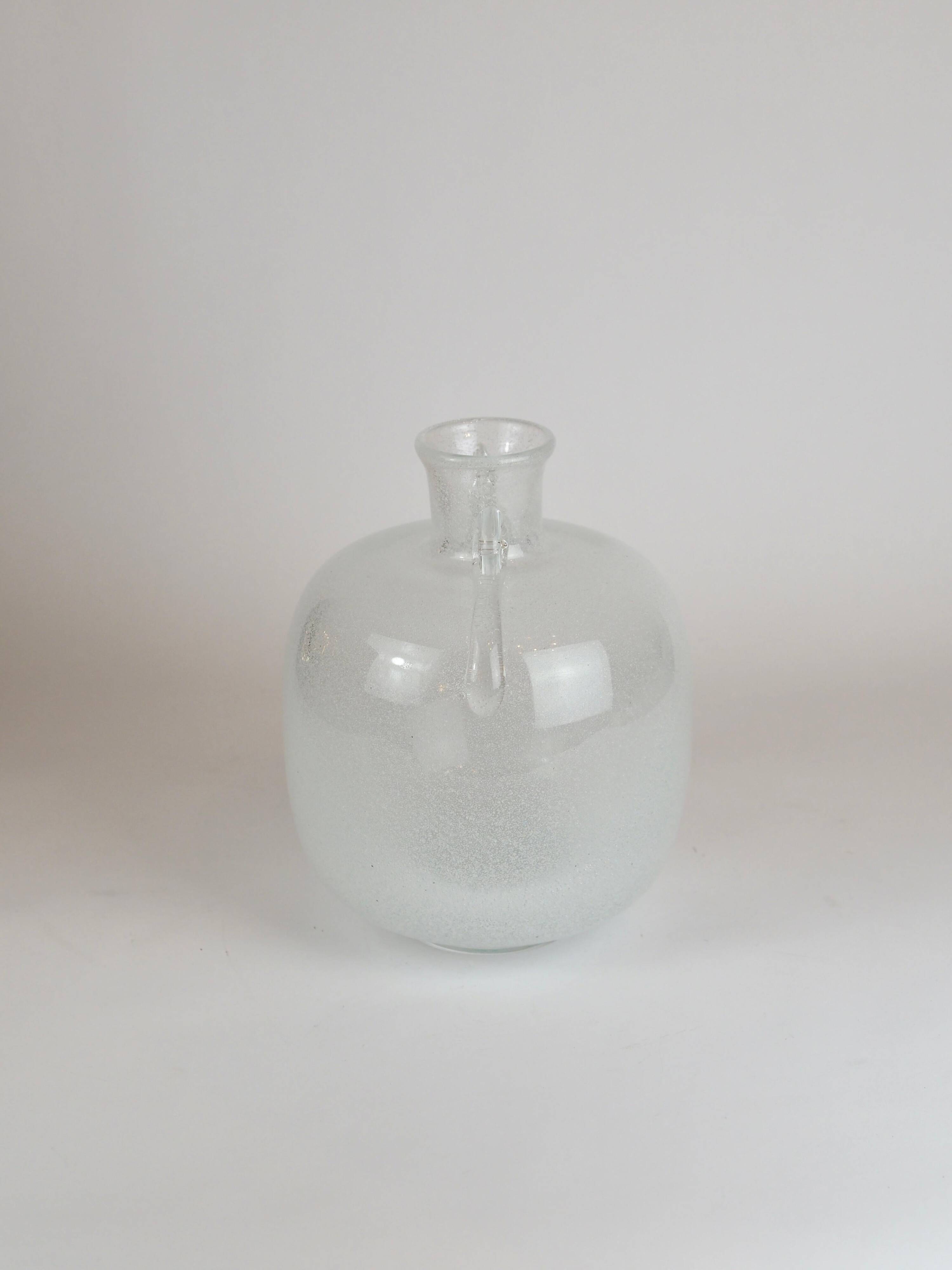 Murano glass vase "Pulegoso" in the shape of an amphora, with scroll handles, signed Seguso Vetri d'Arte.