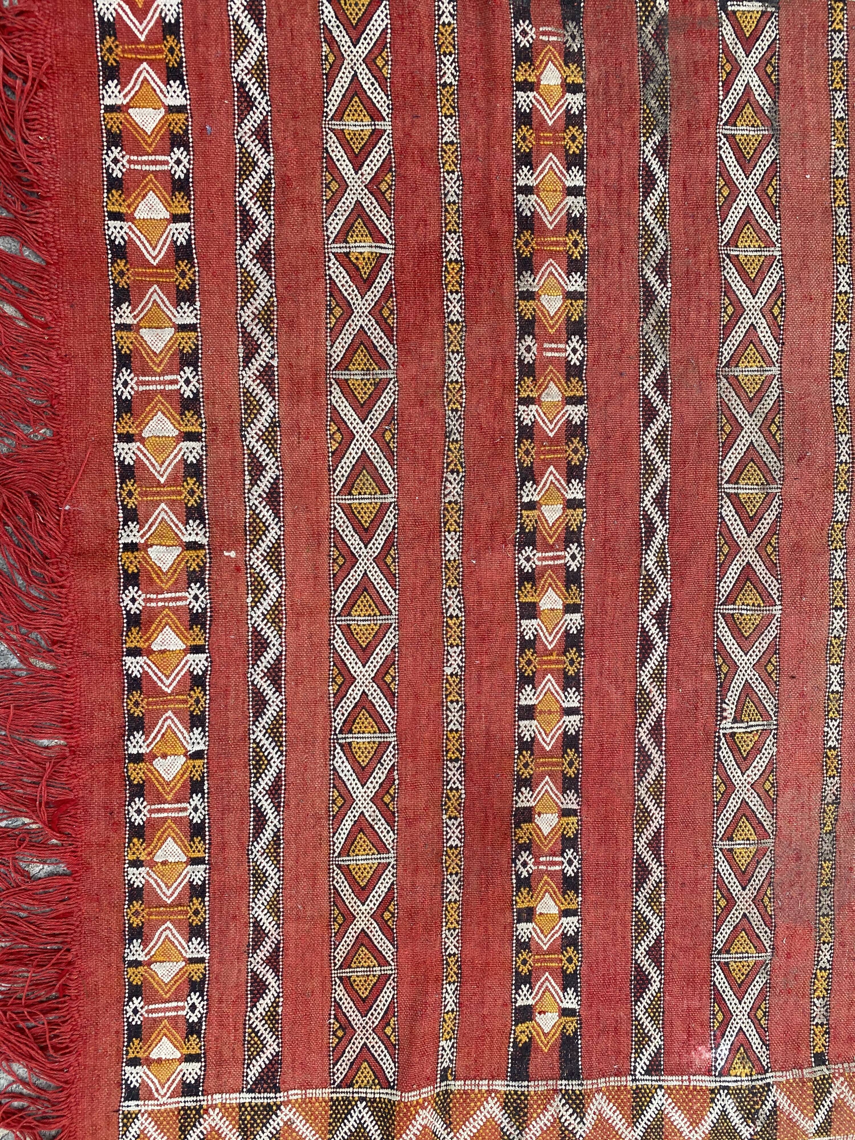 Tapis kilim berbere marocain tissé main 118x165 cm