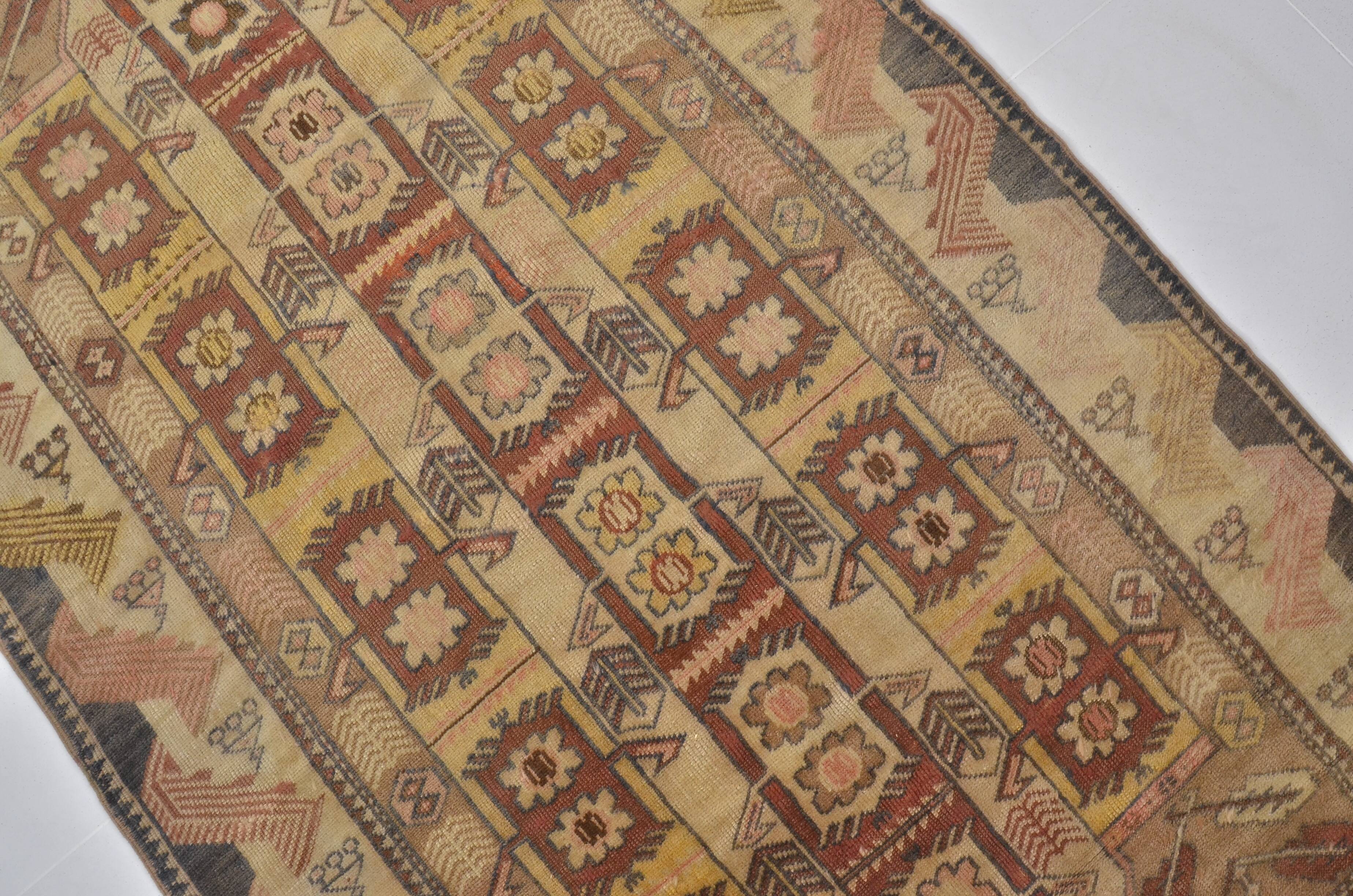 Tapis vintage anatolien neutre sku m98