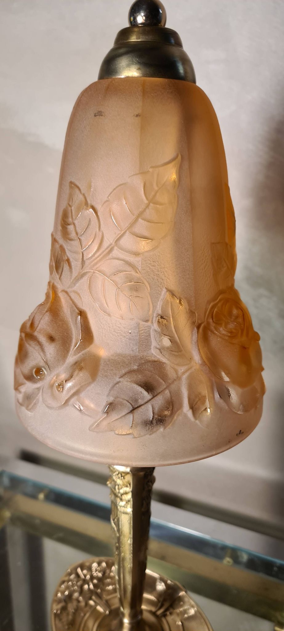 French Art Deco Table Lamp by Cherrier & Besnus very beautiful pressed molded pink glass - 1920s 33x12