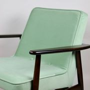 Chaise longue vintage vert clair GFM63 par J.Kedziorek, années 1970