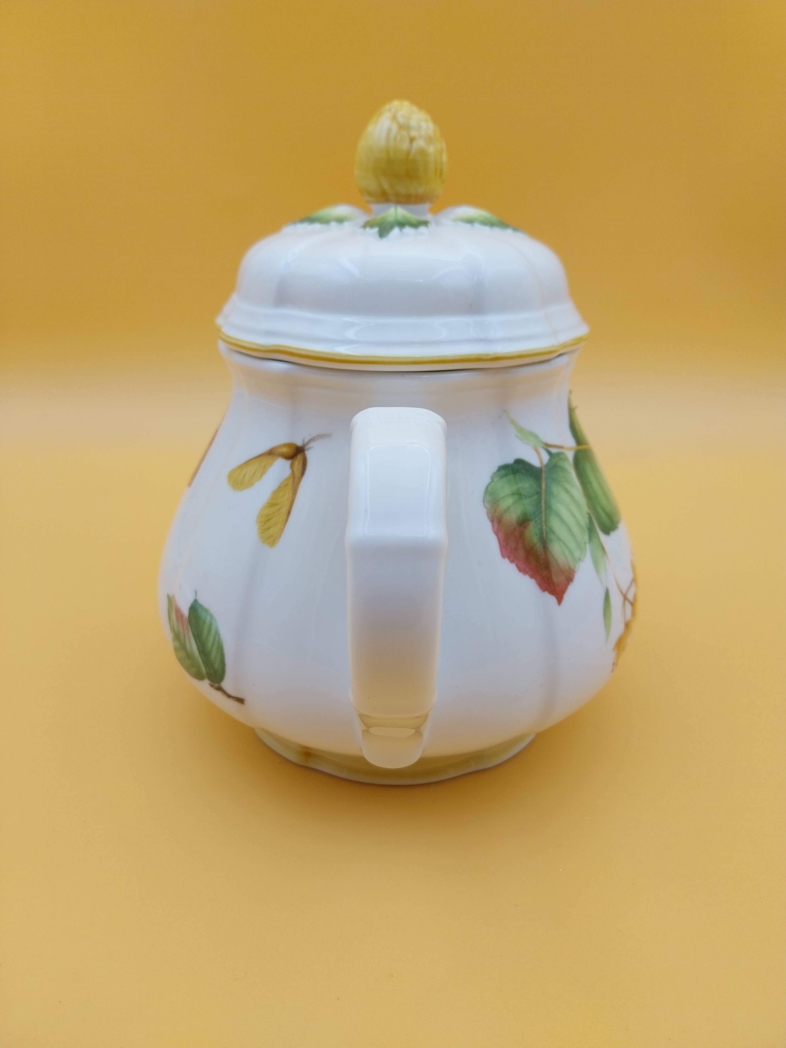 Villeroy Boch Parland teapot