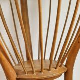 Rattan worker pedestal table from the 1950s