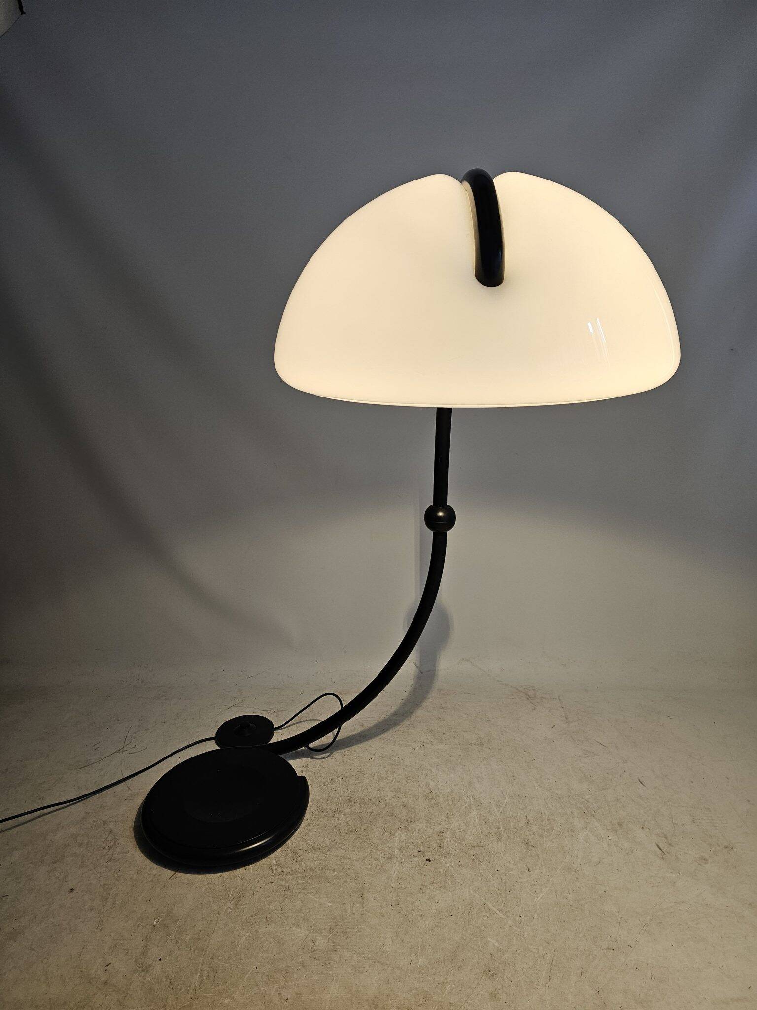 Lampadaire de Martinelli Luce Modèle Serpente