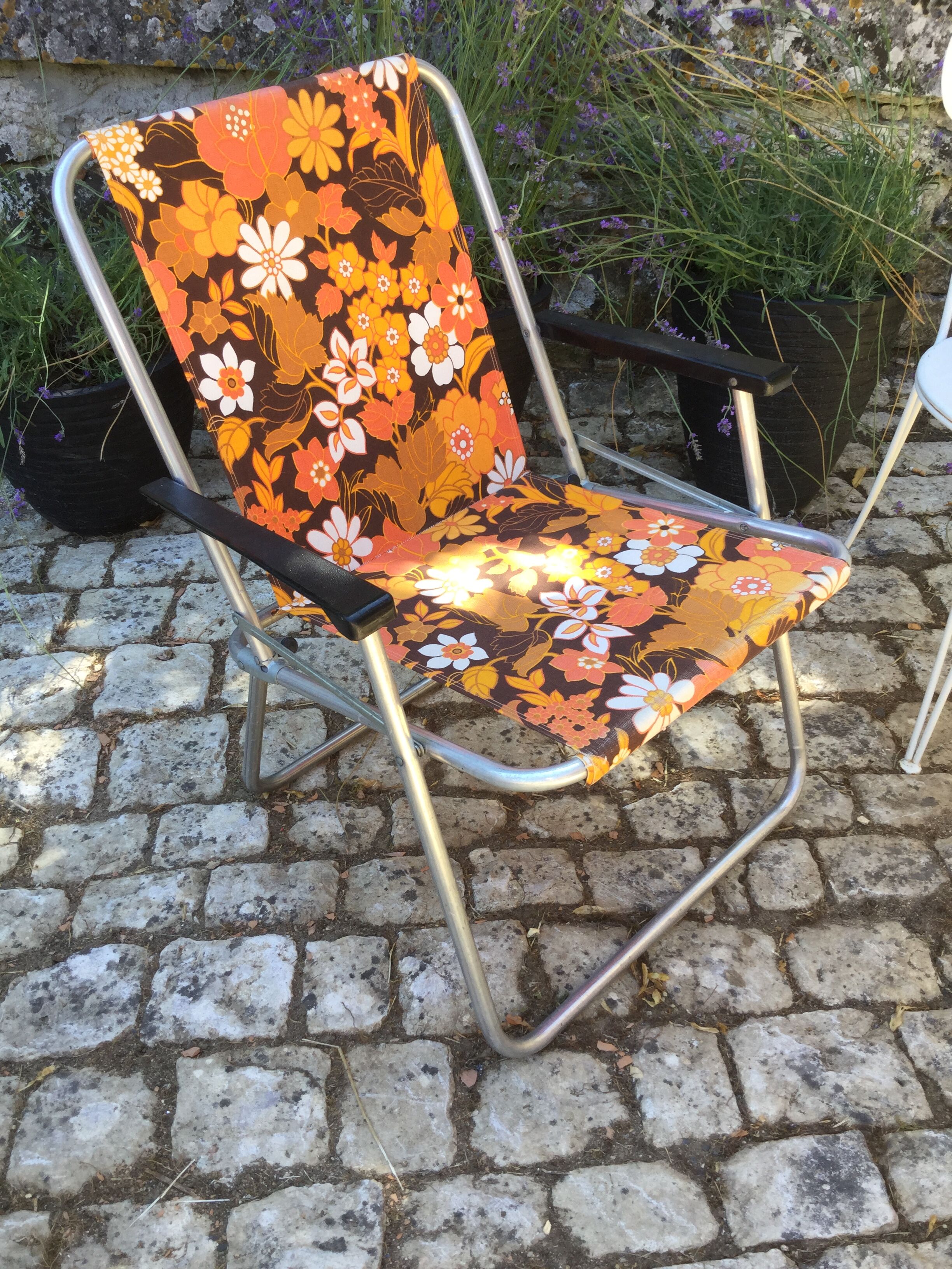 Vintage 1960s camping chair