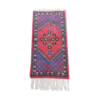 Tunisia hand-woven wool carpet
