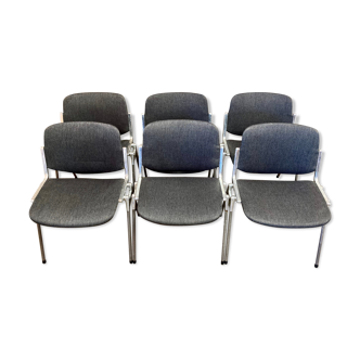 Set of six chairs Giancarlo Piretti for Castelli.