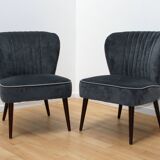 Pair of Smocker armchairs, Dutch Bone