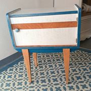 Bedside table