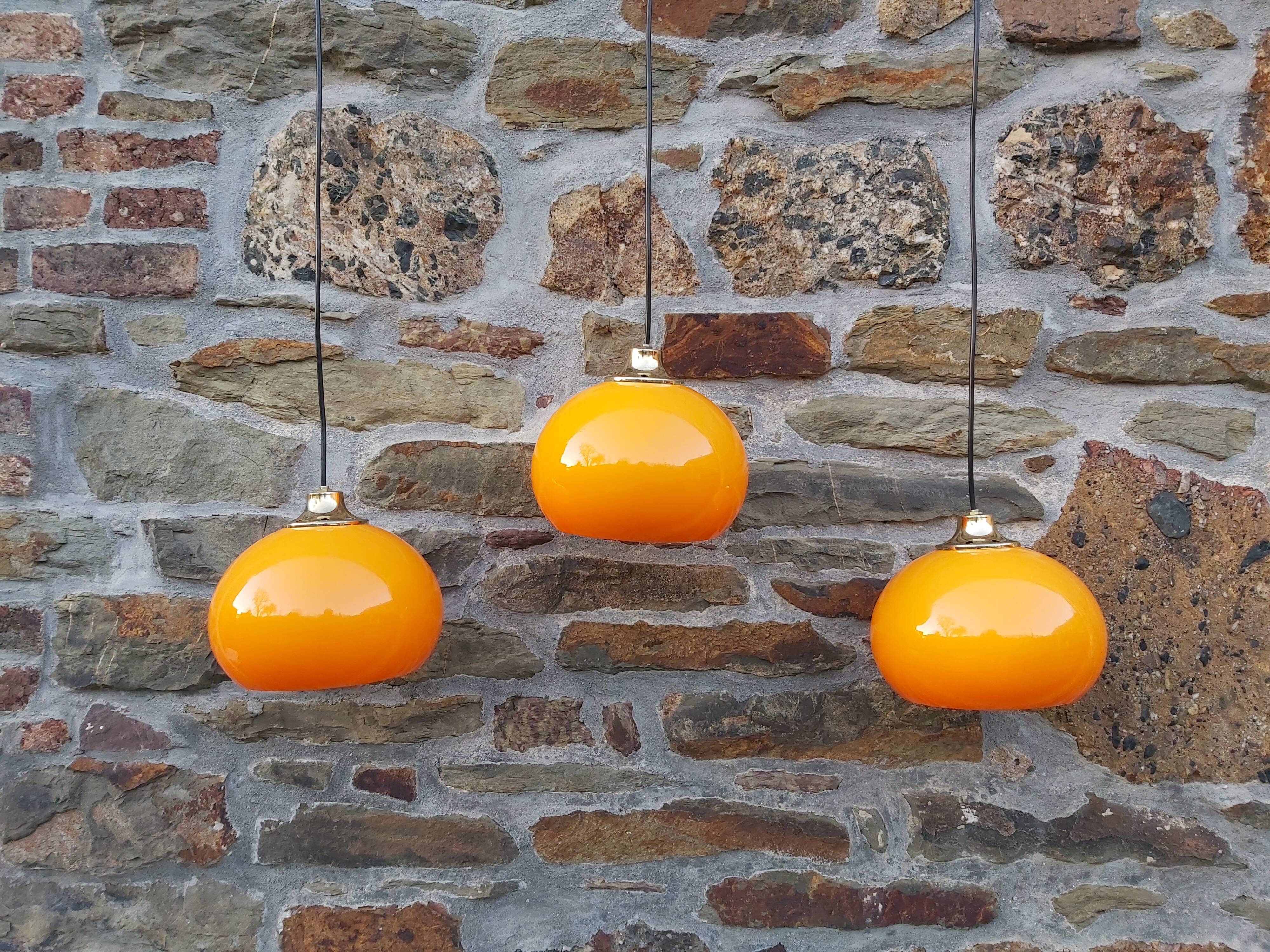 Lot de 3 suspensions orange vintage, années 70