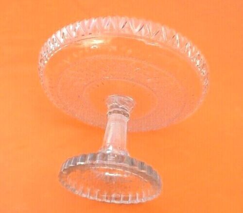 1930s Standing cut Transparent glass Scalloped décor Shower foot ...