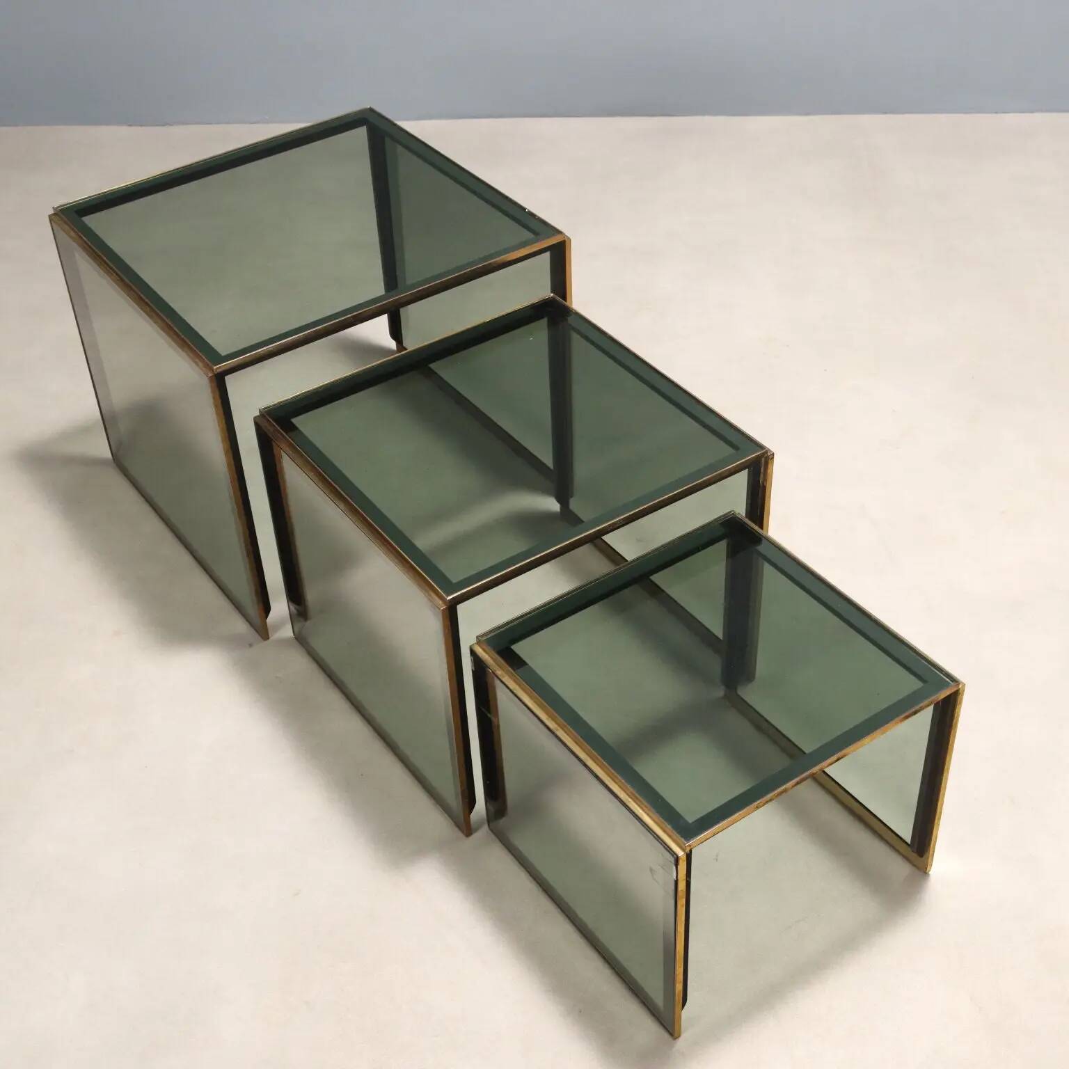 Tables basses vintage en acajou et verre, design, Italie, années 1960-1970