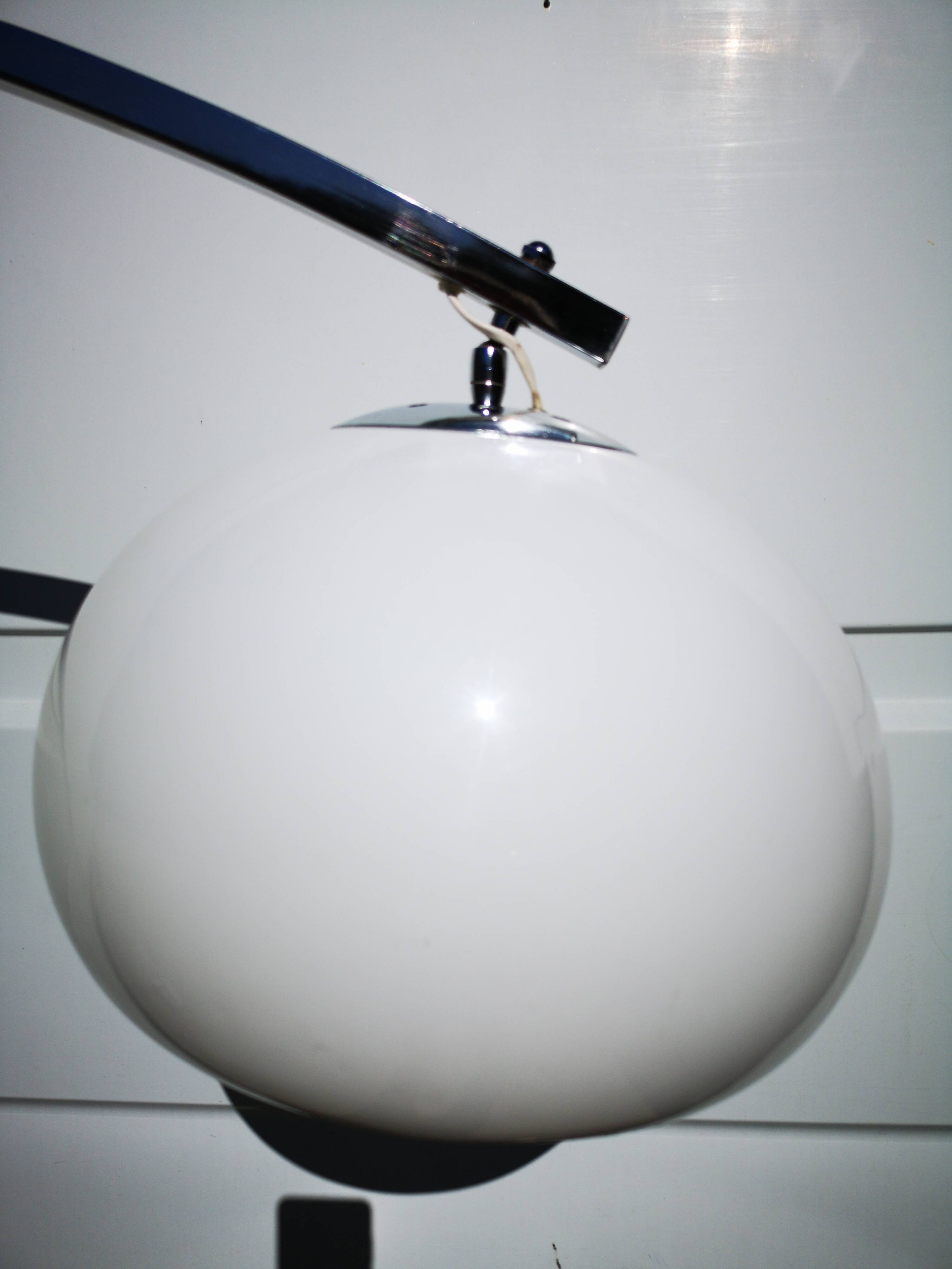 Seventies arc lamppost