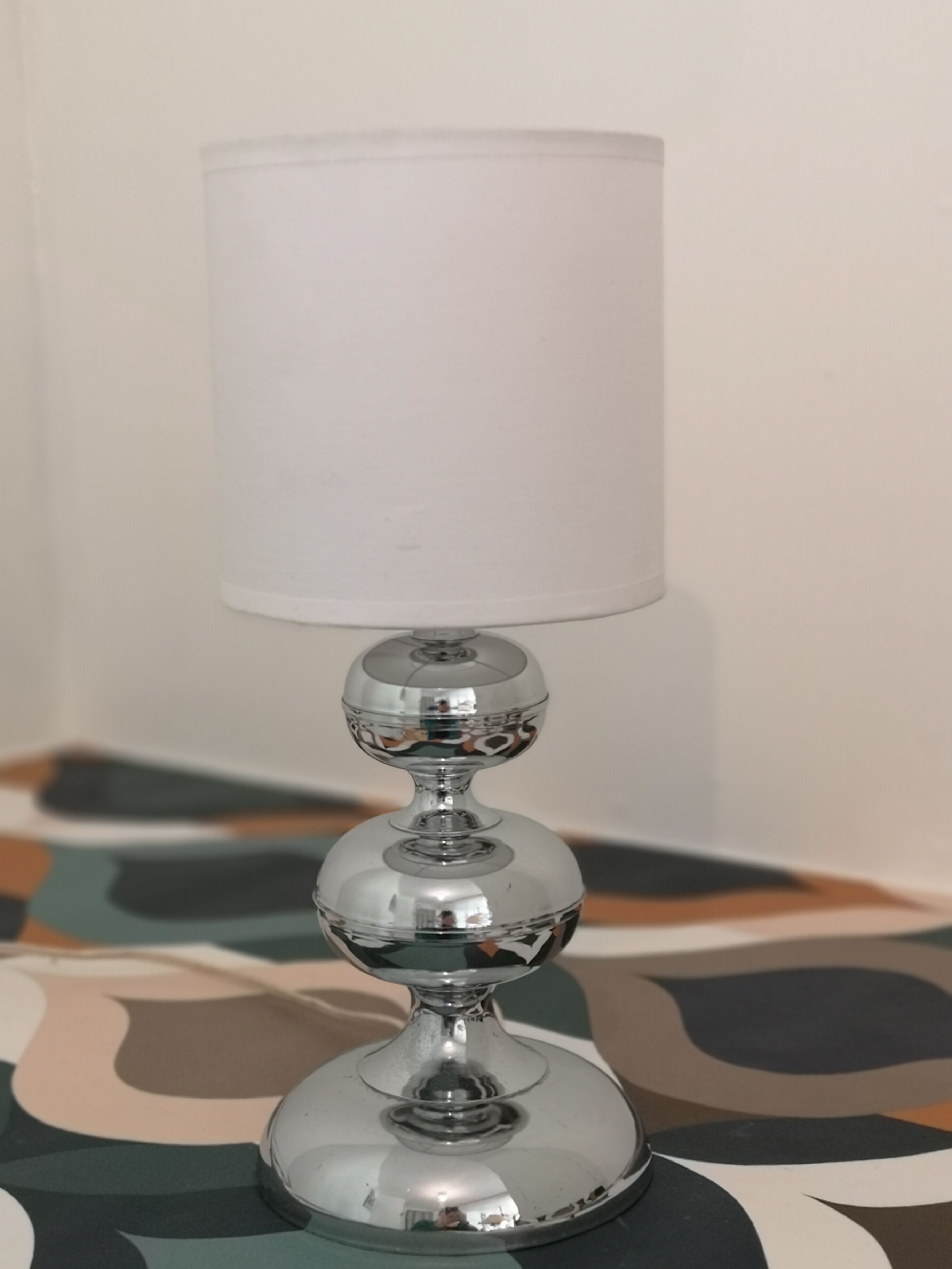 Space age '70 chrome lamp