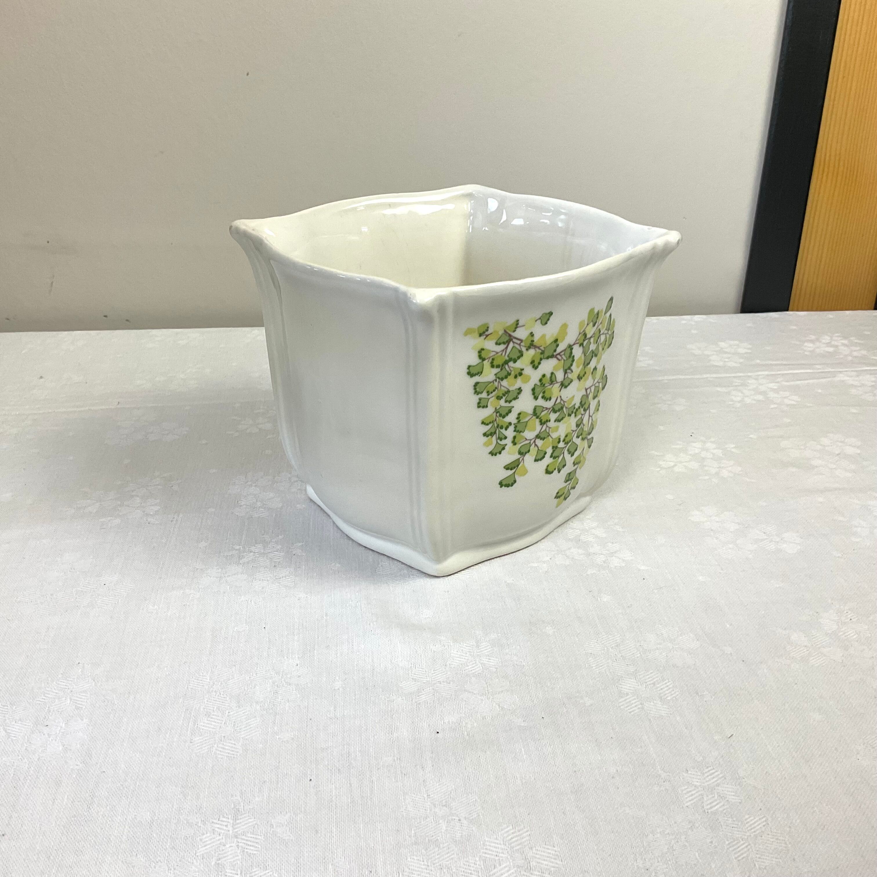 Ceramic pot cover