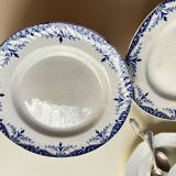 2 cake plates 'iron earth'