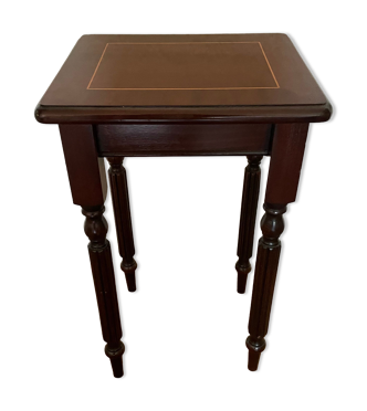 Bout de canapé, petite table basse de style
