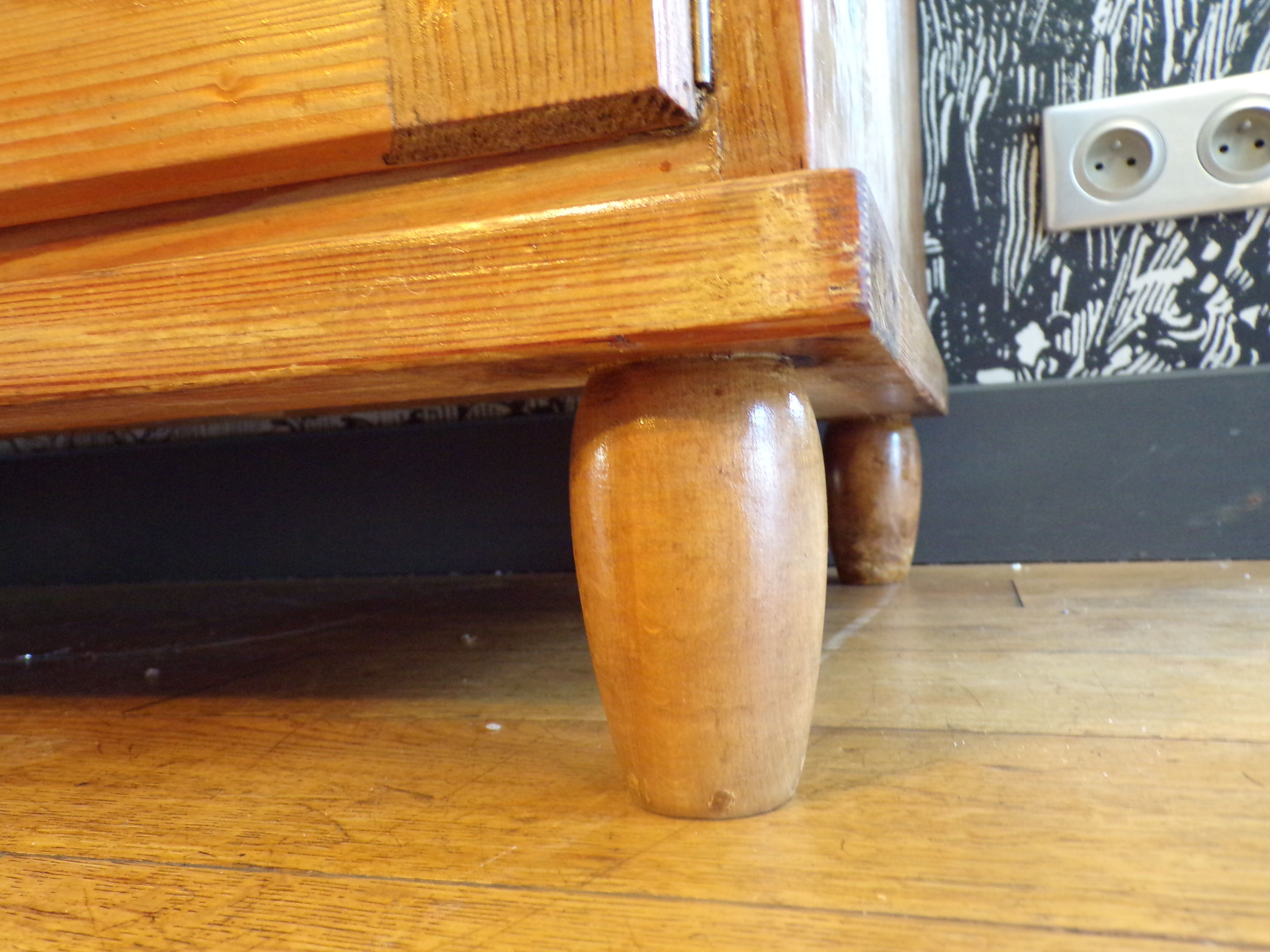 Parisian sideboard 2 doors in pine