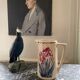Pichet en faïence Luneville au décor d’iris