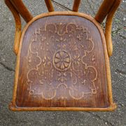 Chaise bistrot Thonet N°115 vers 1900 assise bois thermoformée