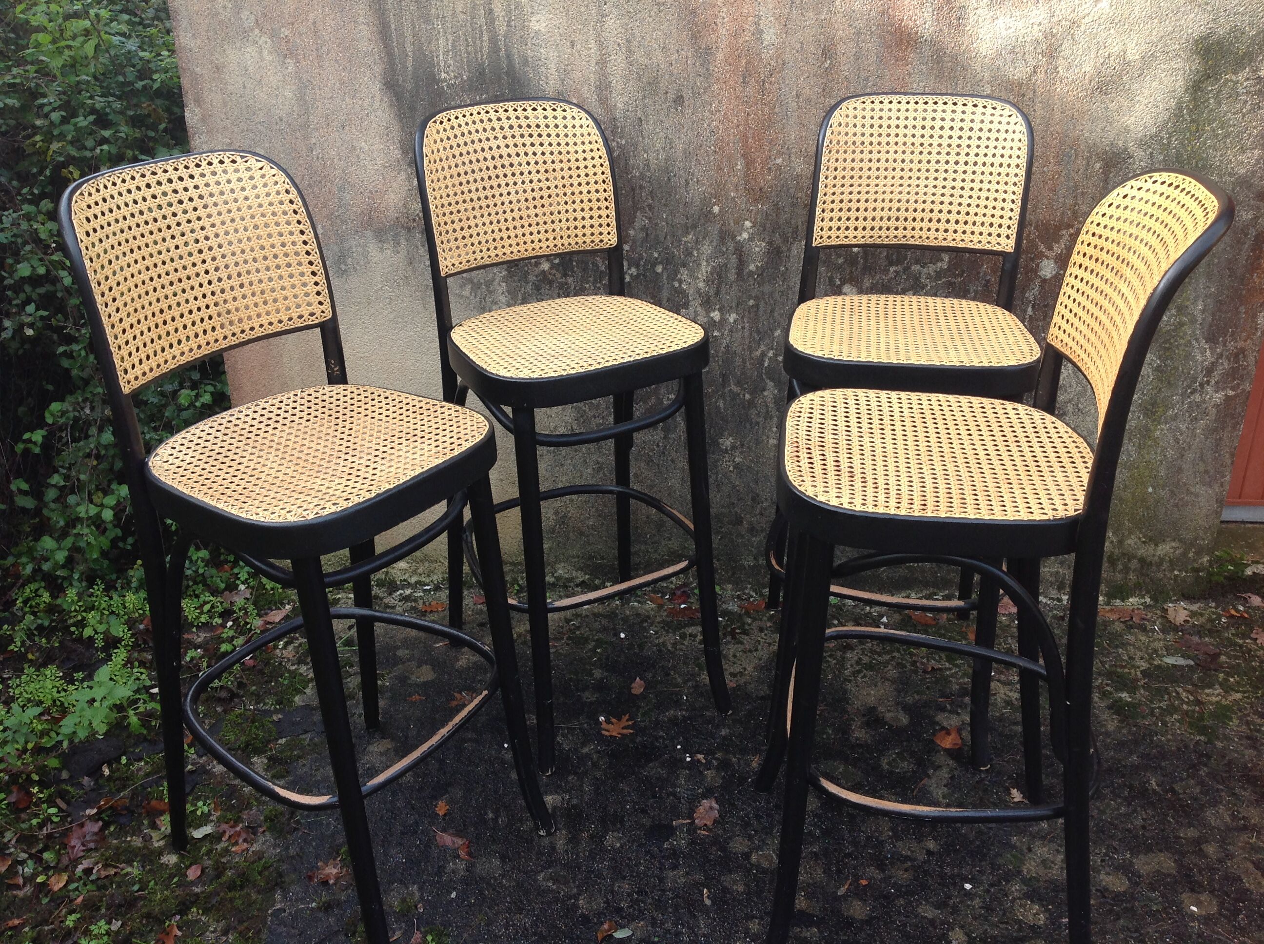 4 Stools or bar chairs, Thonet model 811 by Hoffmann